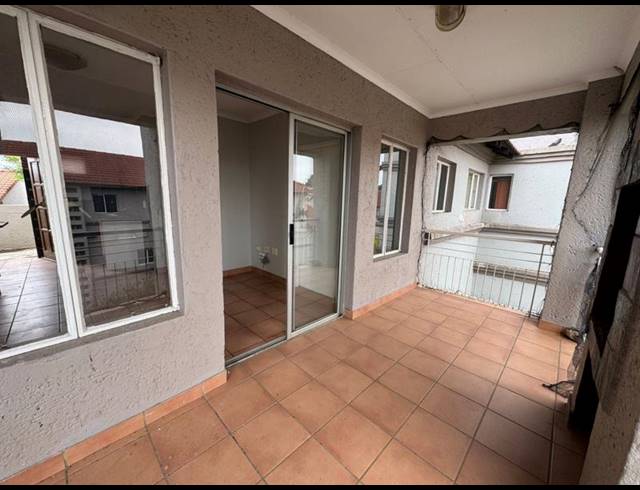 1 BEDROOM PROPERTY TO RENT IN NOORDHANG